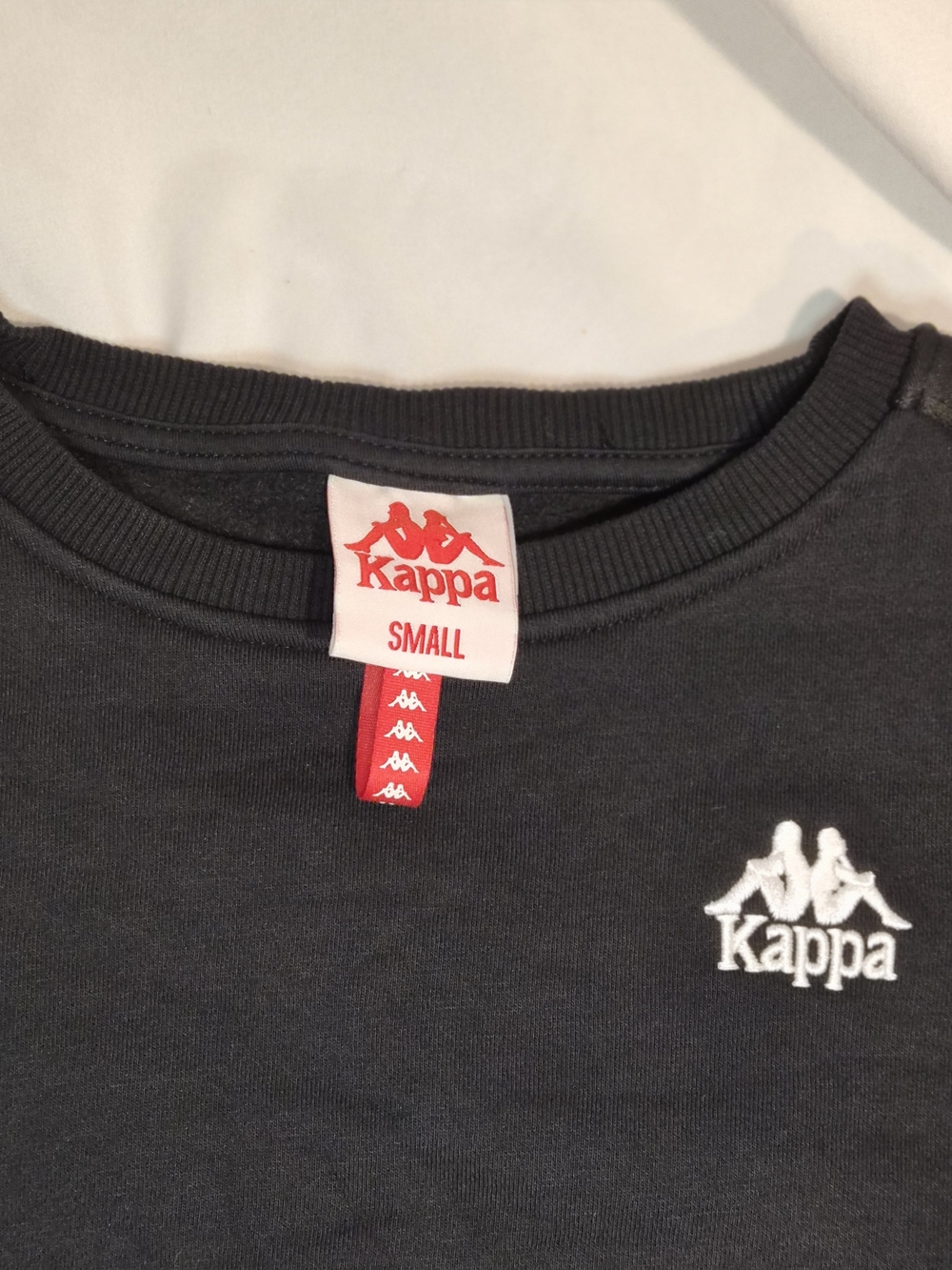 Kappa 222 Banda Logo Taping Cropped Sweatshirt -‎ Black/White Small - Picture 9 of 10